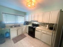 https://hideawaysrealestate.com/images/listing_photos/62679_11.jpg