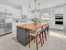 https://hideawaysrealestate.com/images/listing_photos/62692_1.jpg