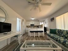 https://hideawaysrealestate.com/images/listing_photos/62700_15.jpg