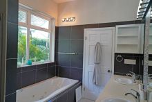 https://hideawaysrealestate.com/images/listing_photos/62701_11.jpg