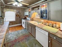https://hideawaysrealestate.com/images/listing_photos/62703_13.jpg