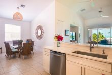 https://hideawaysrealestate.com/images/listing_photos/62744_7.jpg