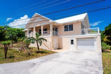 https://hideawaysrealestate.com/images/listing_photos/62745_1.jpg
