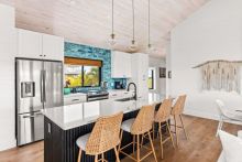 https://hideawaysrealestate.com/images/listing_photos/62811_13.jpg