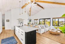 https://hideawaysrealestate.com/images/listing_photos/62811_4.jpg