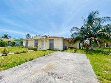 https://hideawaysrealestate.com/images/listing_photos/62823_5.jpg