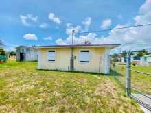 https://hideawaysrealestate.com/images/listing_photos/62823_8.jpg