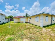 https://hideawaysrealestate.com/images/listing_photos/62823_9.jpg