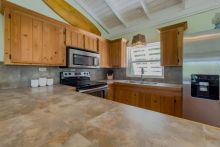 https://hideawaysrealestate.com/images/listing_photos/62852_12.jpg
