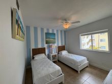 https://hideawaysrealestate.com/images/listing_photos/62868_14.jpg