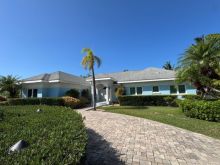 https://hideawaysrealestate.com/images/listing_photos/62877_5.jpg