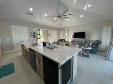 https://hideawaysrealestate.com/images/listing_photos/62946_5.jpg