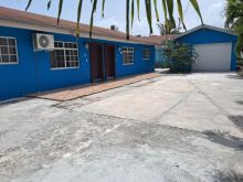 https://hideawaysrealestate.com/images/listing_photos/63062_2.jpg