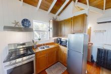 https://hideawaysrealestate.com/images/listing_photos/63301_15.jpg