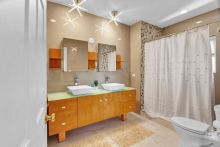 https://hideawaysrealestate.com/images/listing_photos/63579_9.jpg