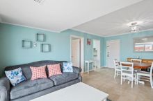 https://hideawaysrealestate.com/images/listing_photos/63605_5.jpg