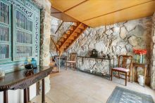 https://hideawaysrealestate.com/images/listing_photos/63631_3.jpg