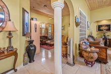https://hideawaysrealestate.com/images/listing_photos/63655_3.jpg