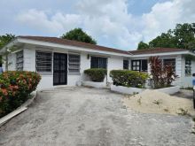https://hideawaysrealestate.com/images/listing_photos/63688_2.jpg