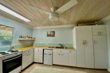 https://hideawaysrealestate.com/images/listing_photos/63699_28.jpg