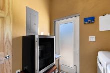 https://hideawaysrealestate.com/images/listing_photos/63743_19.jpg