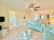 https://hideawaysrealestate.com/images/listing_photos/63780_9.jpg