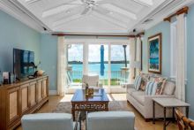 https://hideawaysrealestate.com/images/listing_photos/63793_2.jpg