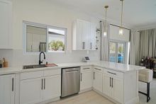 https://hideawaysrealestate.com/images/listing_photos/63832_4.jpg