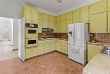 https://hideawaysrealestate.com/images/listing_photos/63902_11.jpg
