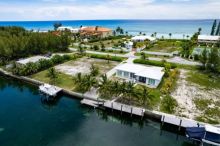 https://hideawaysrealestate.com/images/listing_photos/63939_14.jpg