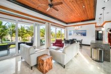 https://hideawaysrealestate.com/images/listing_photos/63939_20.jpg