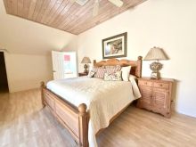 https://hideawaysrealestate.com/images/listing_photos/63963_36.jpg