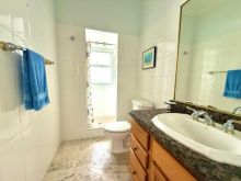 https://hideawaysrealestate.com/images/listing_photos/63963_8.jpg