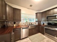 https://hideawaysrealestate.com/images/listing_photos/63982_6.jpg