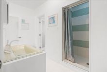 https://hideawaysrealestate.com/images/listing_photos/64042_19.jpg