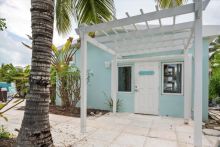 https://hideawaysrealestate.com/images/listing_photos/64042_22.jpg