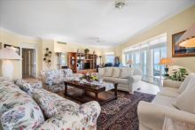 https://hideawaysrealestate.com/images/listing_photos/64049_10.jpg