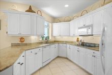 https://hideawaysrealestate.com/images/listing_photos/64049_18.jpg