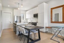 https://hideawaysrealestate.com/images/listing_photos/64180_3.jpg