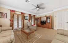 https://hideawaysrealestate.com/images/listing_photos/64201_9.jpg