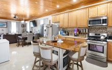 https://hideawaysrealestate.com/images/listing_photos/64302_3.jpg